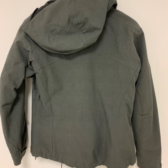 Women’s winter jacket - Picture 3 of 7